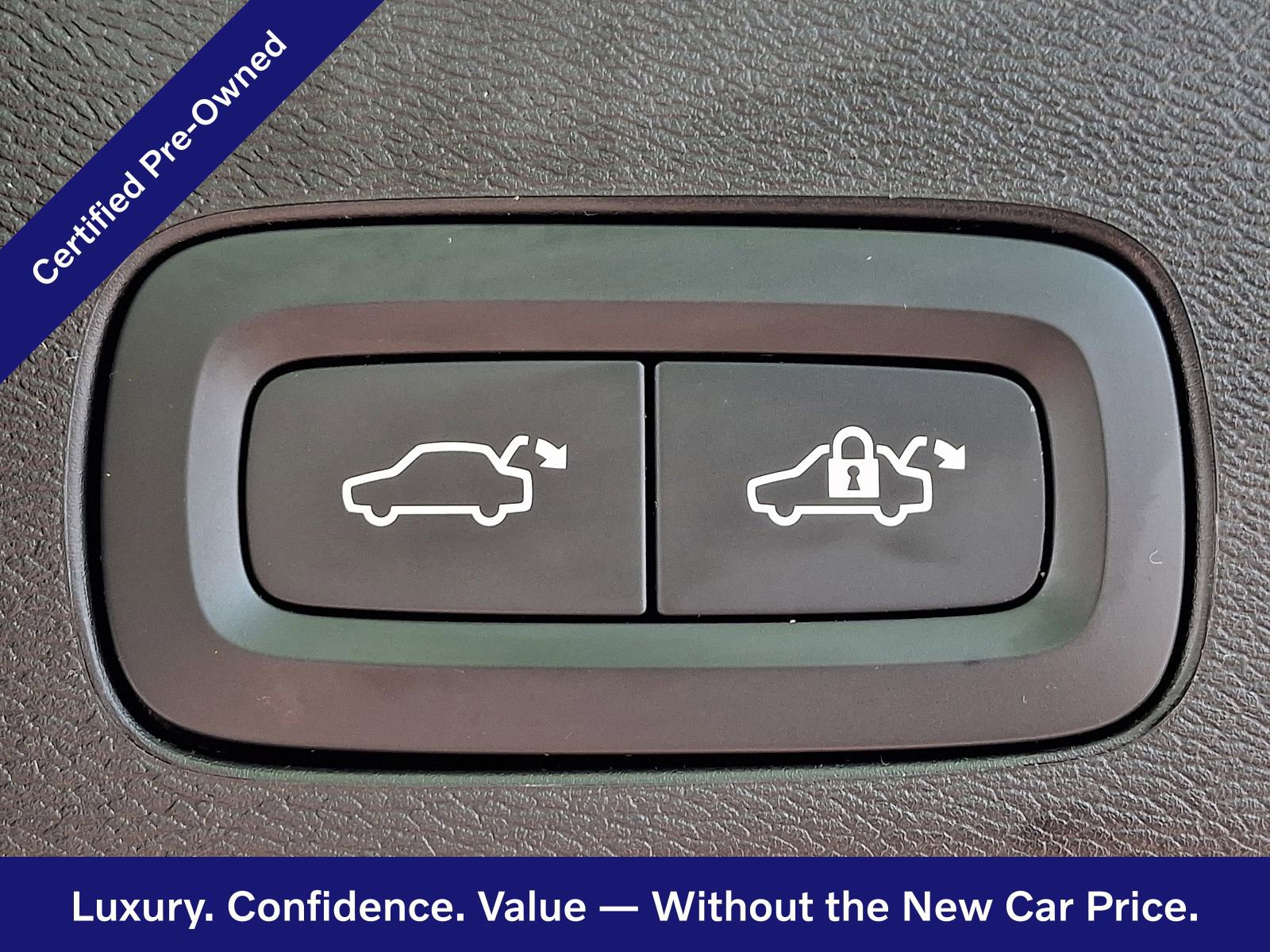Certified 2024 Volvo XC60 B5 Plus w/ Climate Package AWD/4WD image 30