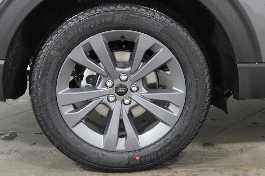 New 2026 Ford Explorer Active AWD/4WD image 12