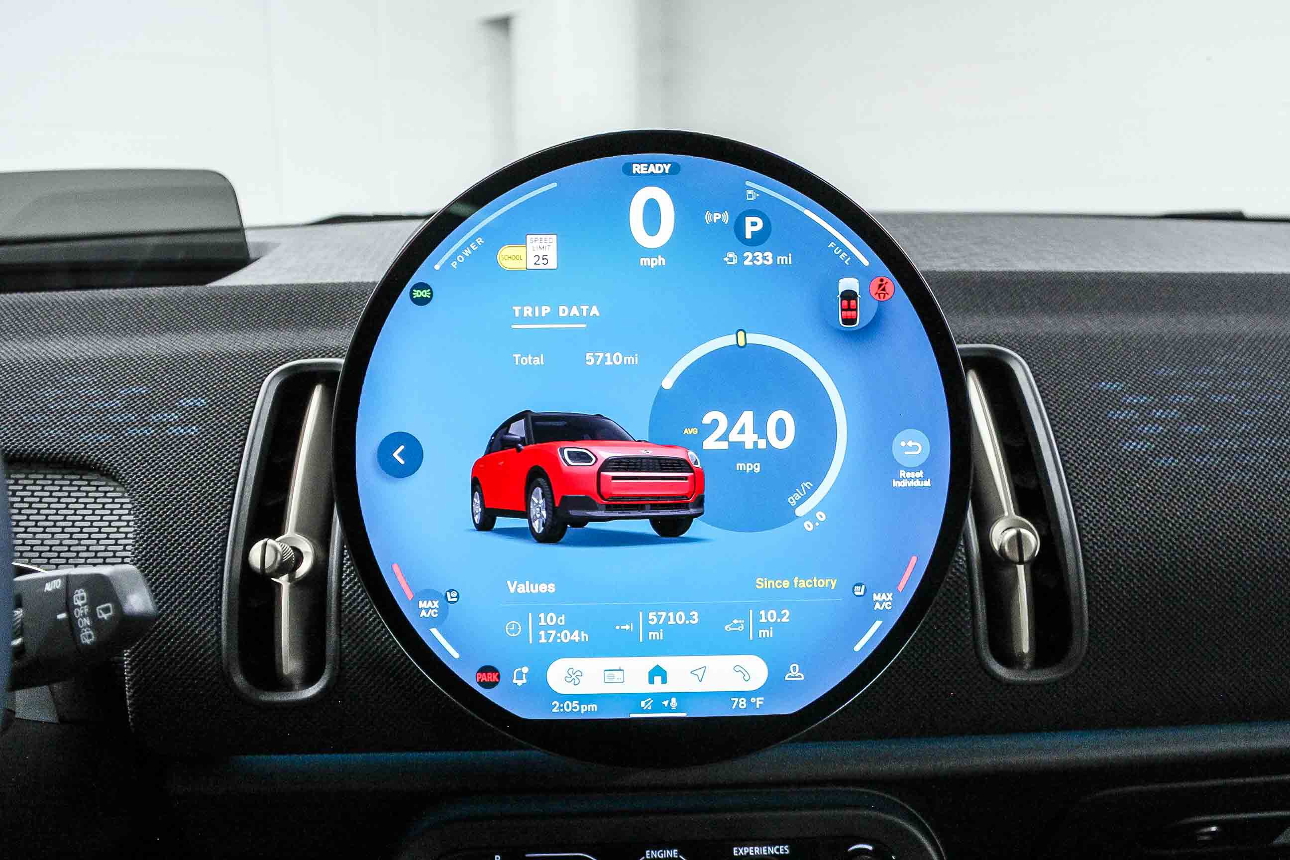 Used 2025 MINI Cooper Countryman S w/ Comfort Package Max image 24