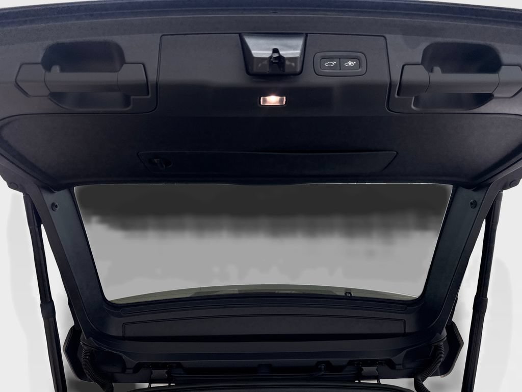 Used 2023 Volvo XC60 B5 Plus FWD image 83