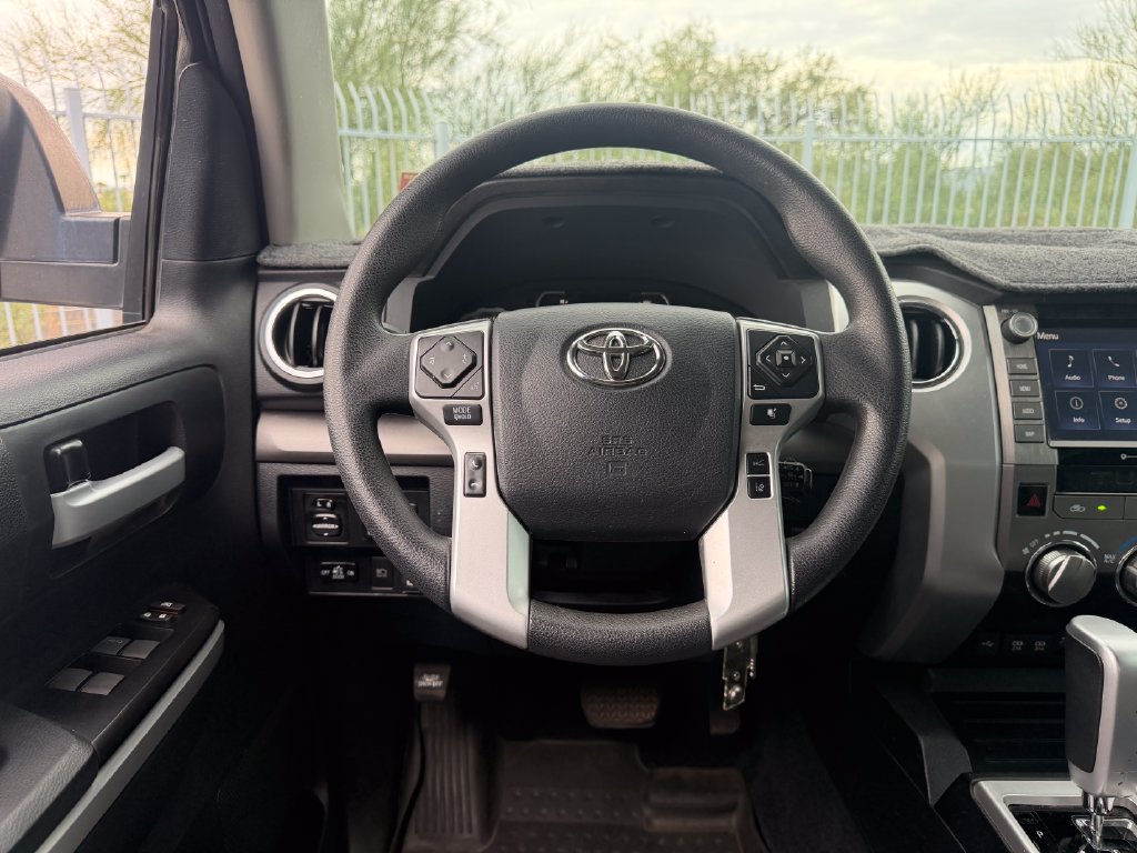 Used 2020 Toyota Tundra SR5 w/ SR5 Convenience Package RWD image 8