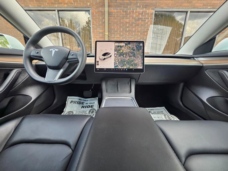 Used 2023 Tesla Model 3 Standard Range image 34