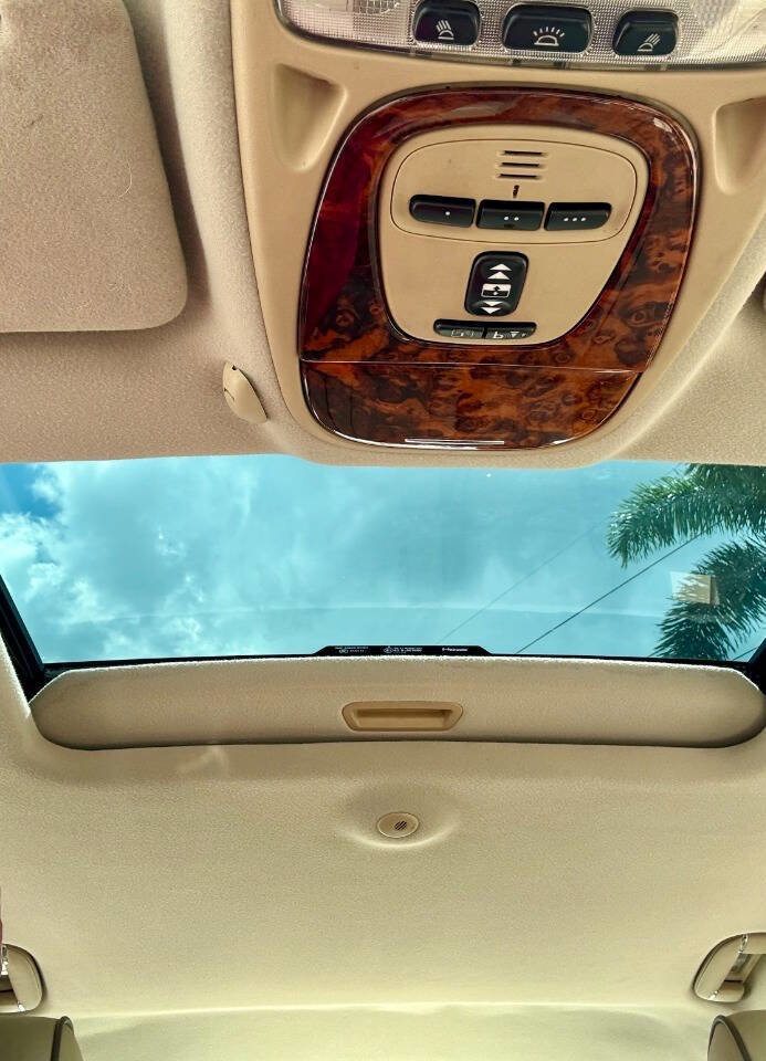 Used 2006 Jaguar XJ Vanden Plas image 18