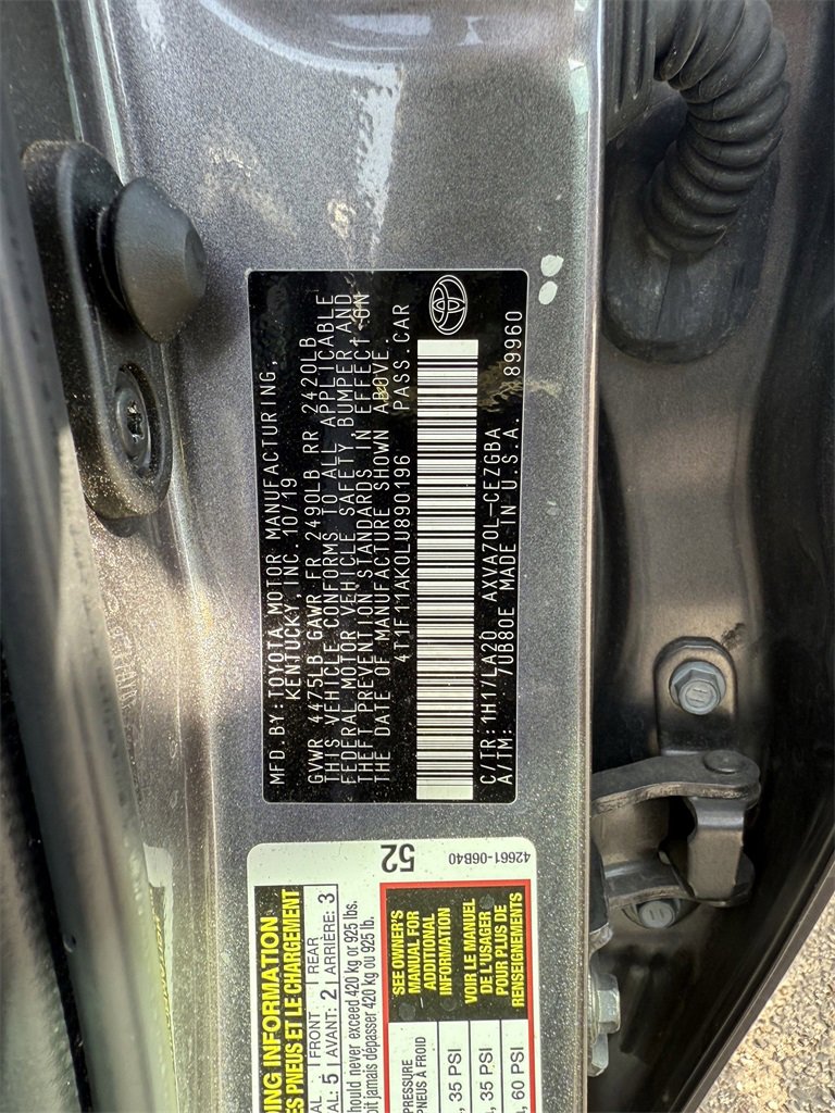 Used 2020 Toyota Camry XLE image 26