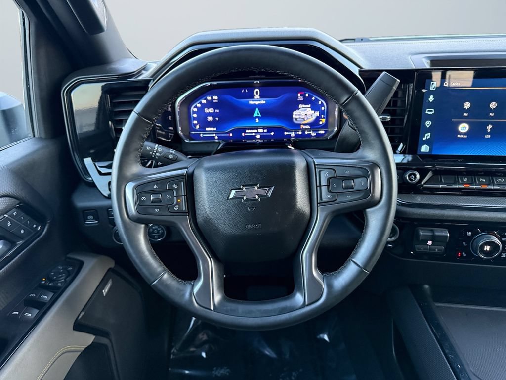 Used 2025 Chevrolet Silverado 2500 ZR2 w/ Technology Package AWD/4WD image 12