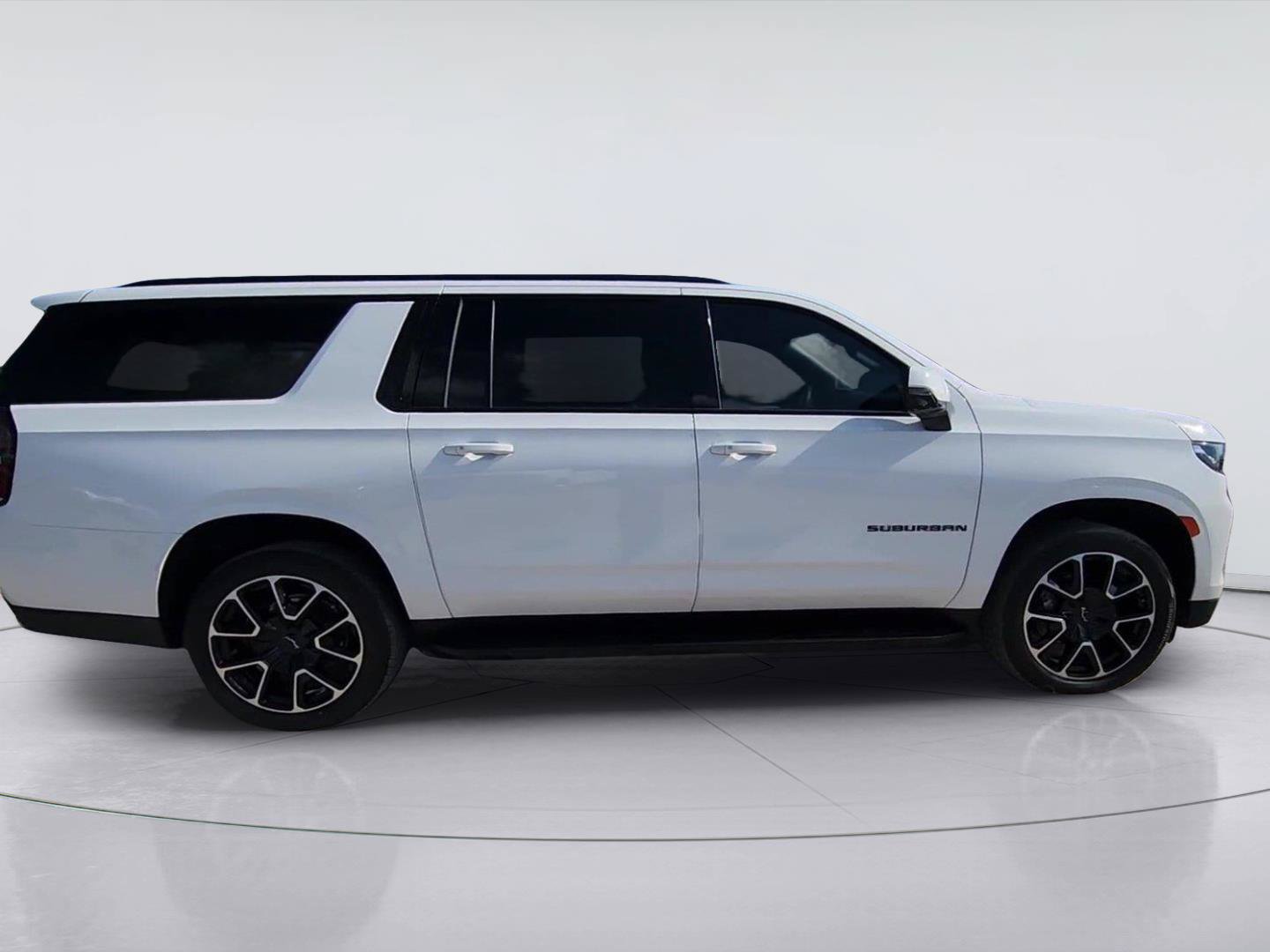 Certified 2024 Chevrolet Suburban RST w/ Sport Performance Package AWD/4WD image 9