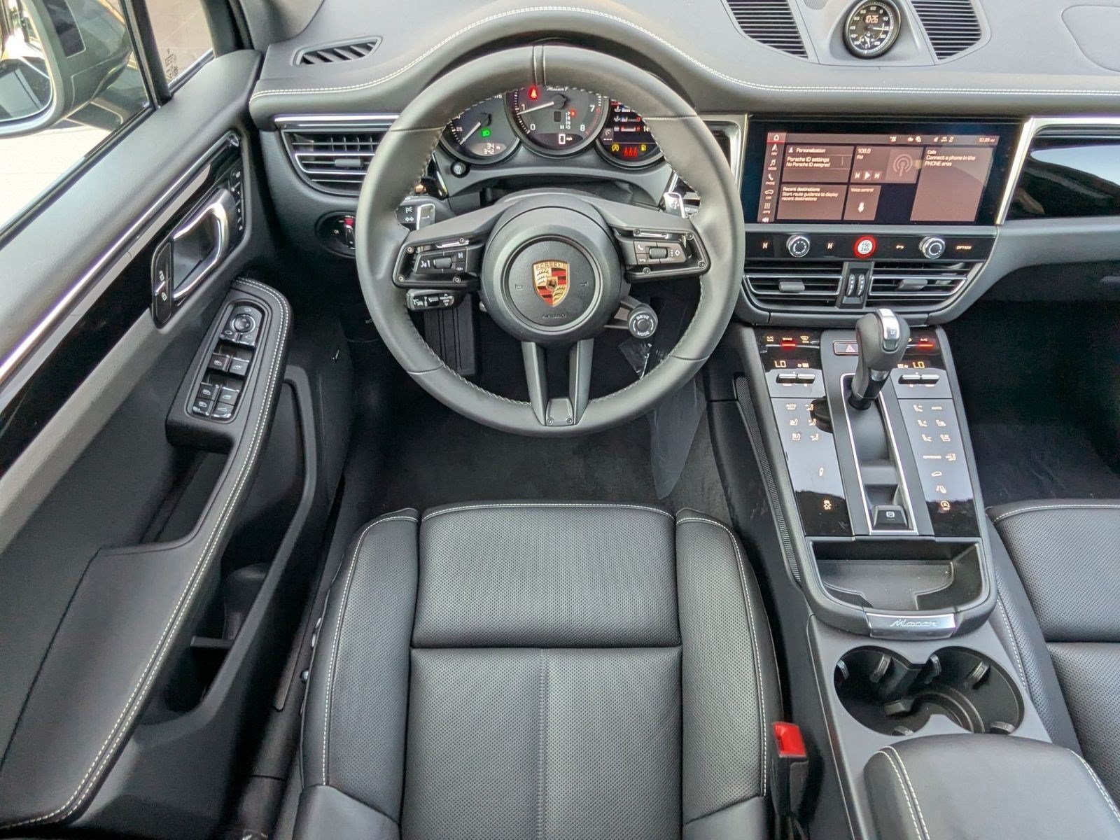 Certified 2026 Porsche Macan Turbo AWD/4WD image 15