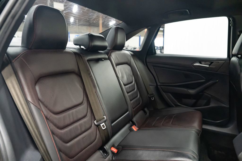 Used 2023 Volkswagen Jetta GLI Autobahn image 30