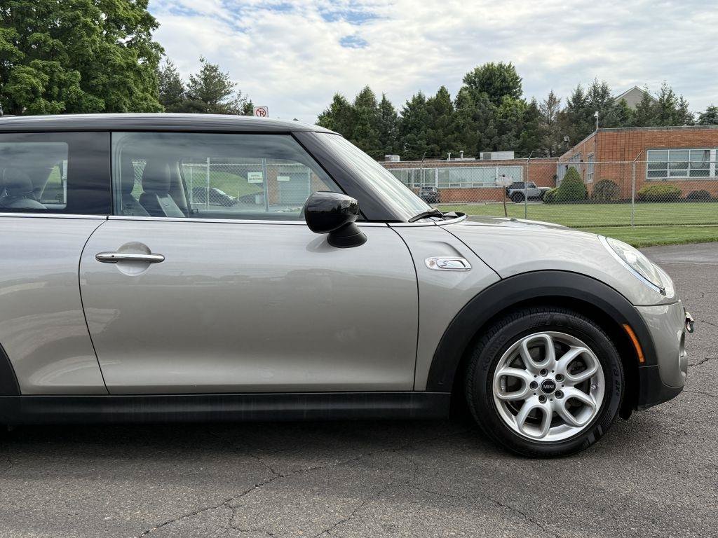 Used 2020 MINI Cooper S FWD image 9
