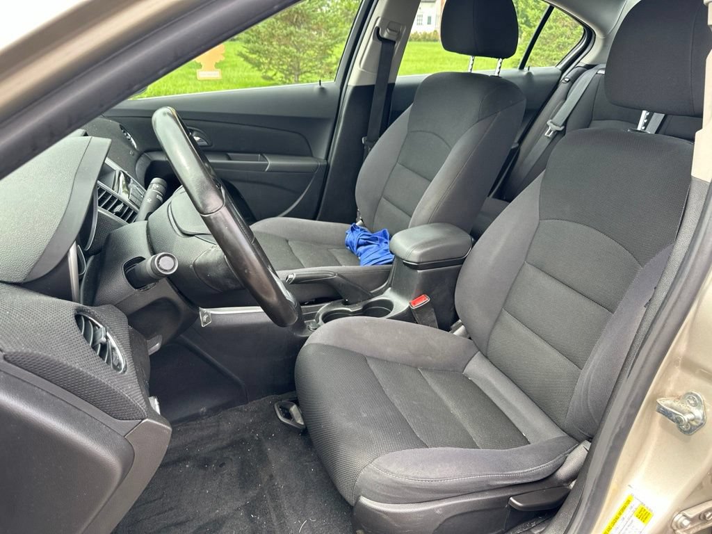Used 2014 Chevrolet Cruze LT FWD image 15