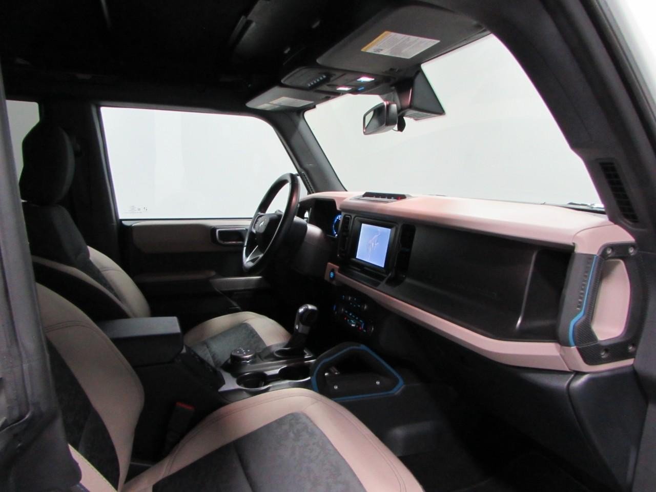 Used 2023 Ford Bronco Wildtrak AWD/4WD image 17