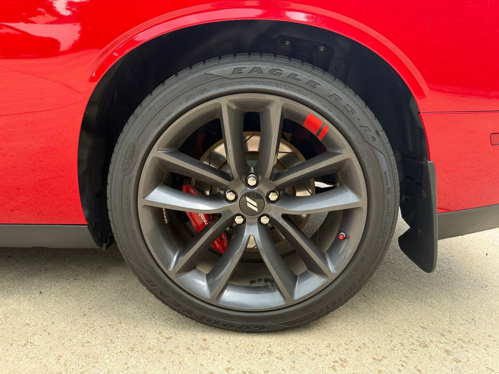 Used 2019 Dodge Challenger R/T Scat Pack w/ Driver Convenience Group RWD image 34