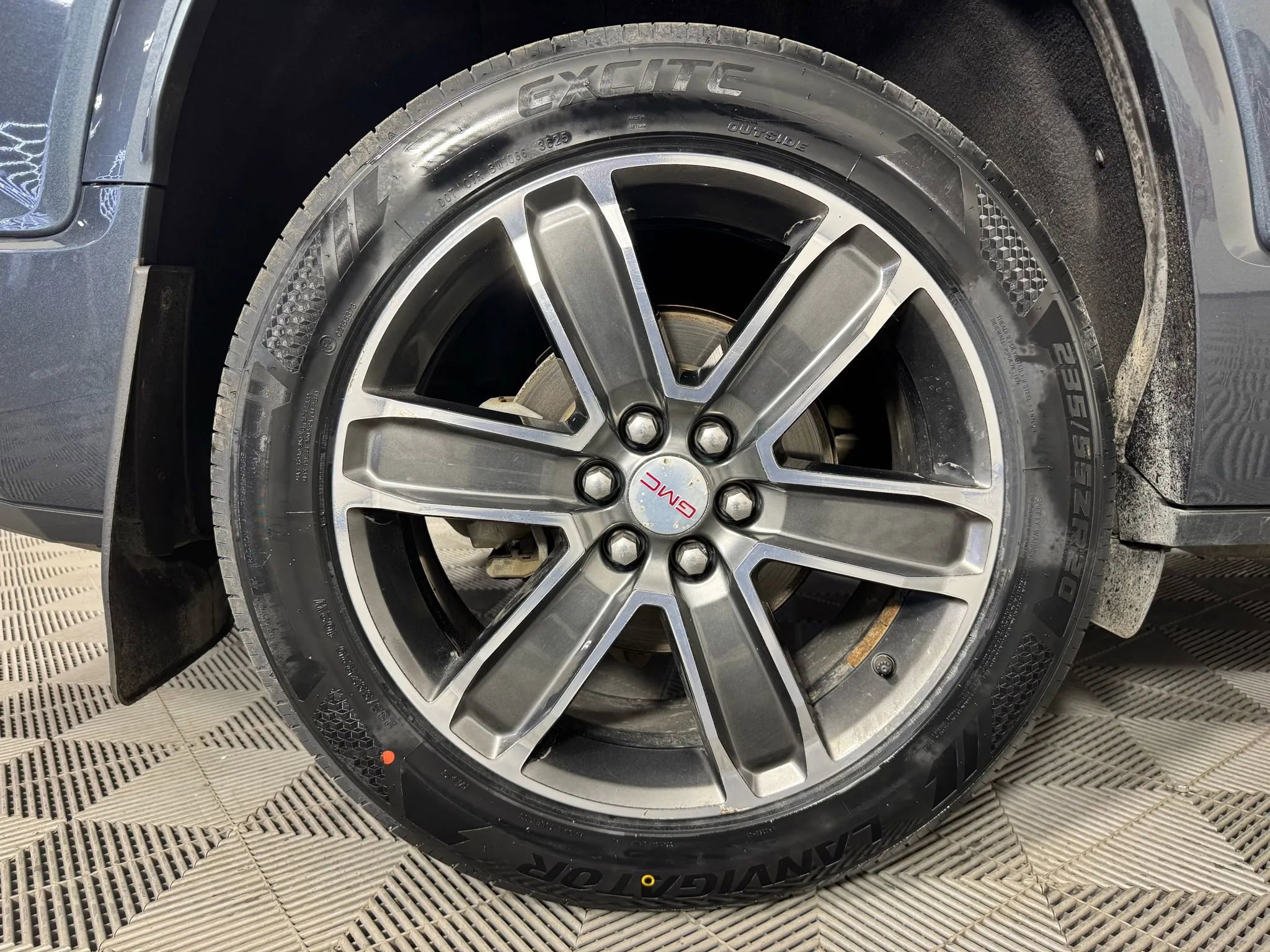 Used 2019 GMC Acadia Denali w/ Technology Package image 51