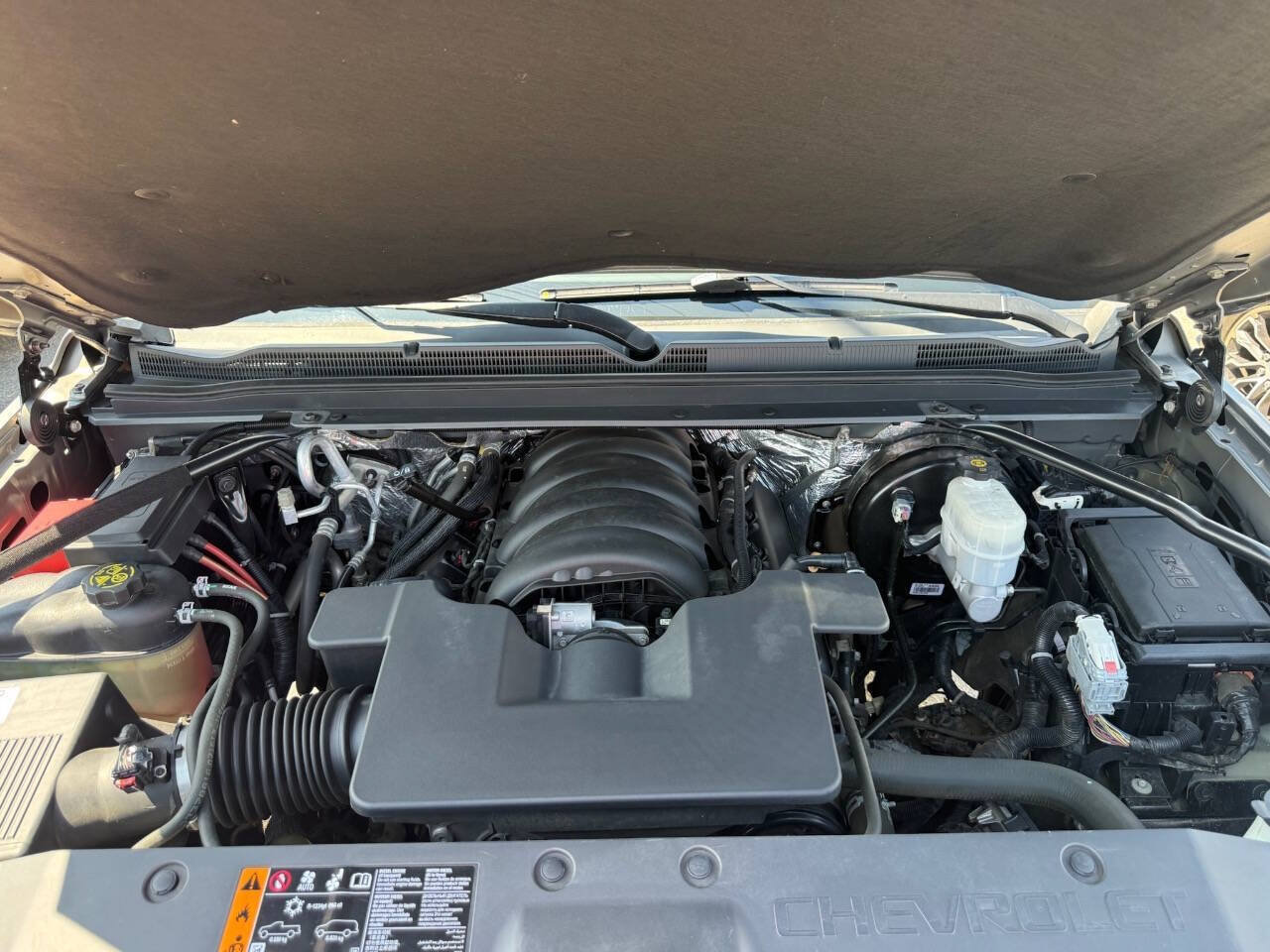 Used 2017 Chevrolet Suburban Premier AWD/4WD image 24