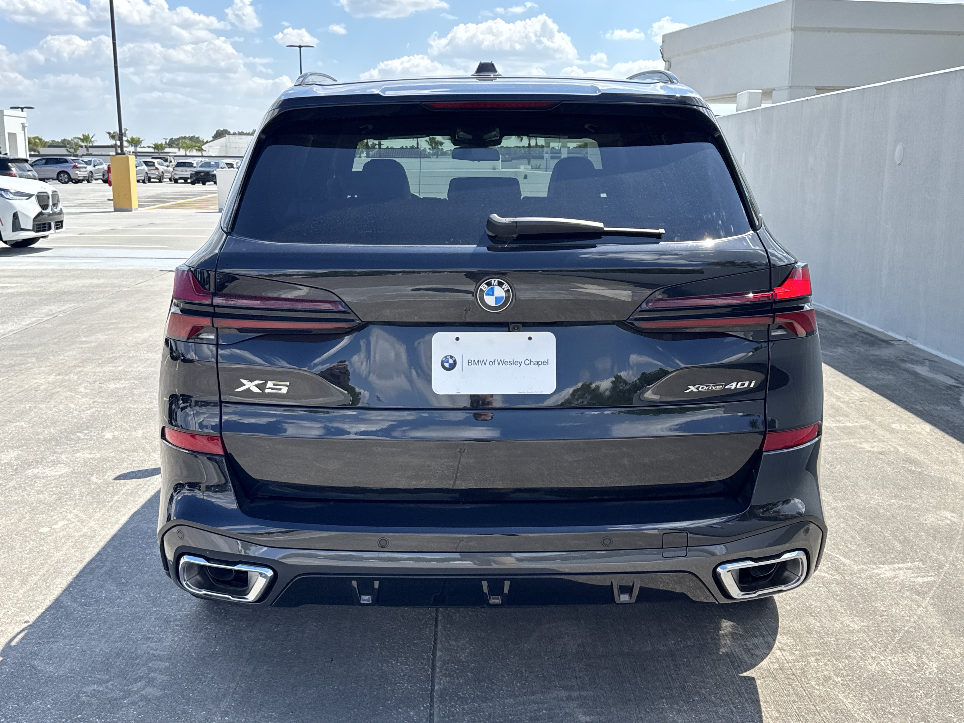 New 2026 BMW X5 xDrive40i w/ M Sport Package AWD/4WD image 6