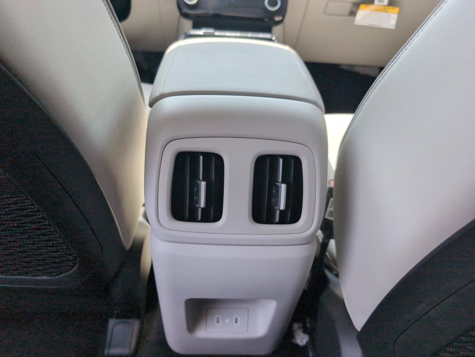 New 2026 Hyundai Tucson Limited FWD image 23