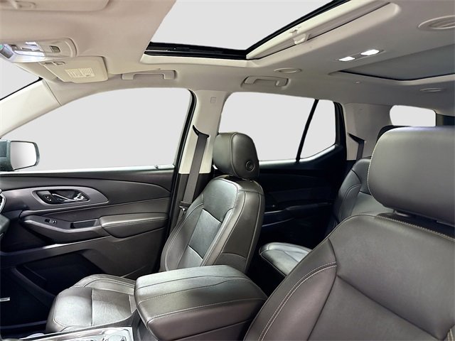 Used 2021 Chevrolet Traverse Premier image 23
