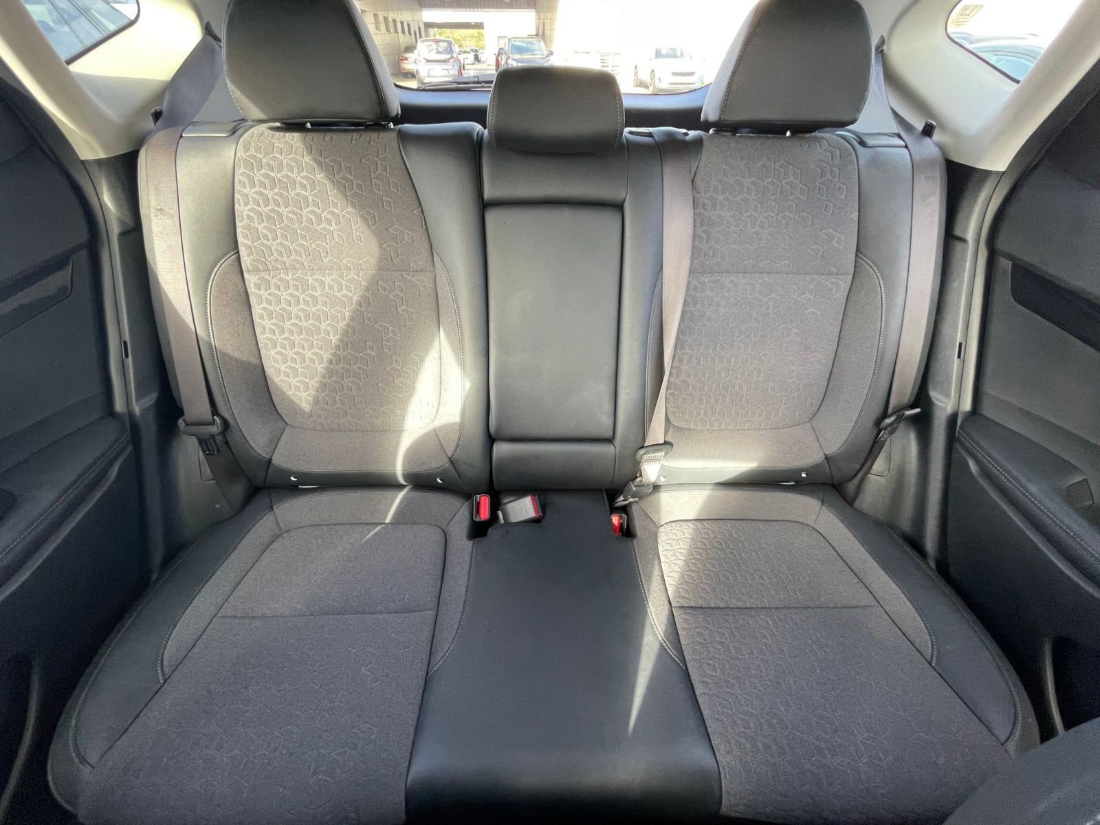 Used 2025 Kia Seltos S FWD image 38