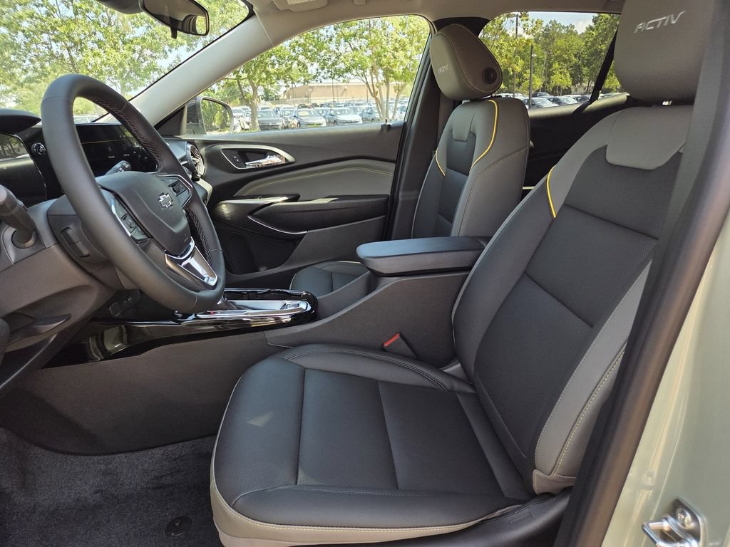 New 2026 Chevrolet Trax ACTIV w/ Driver Confidence Package FWD image 14