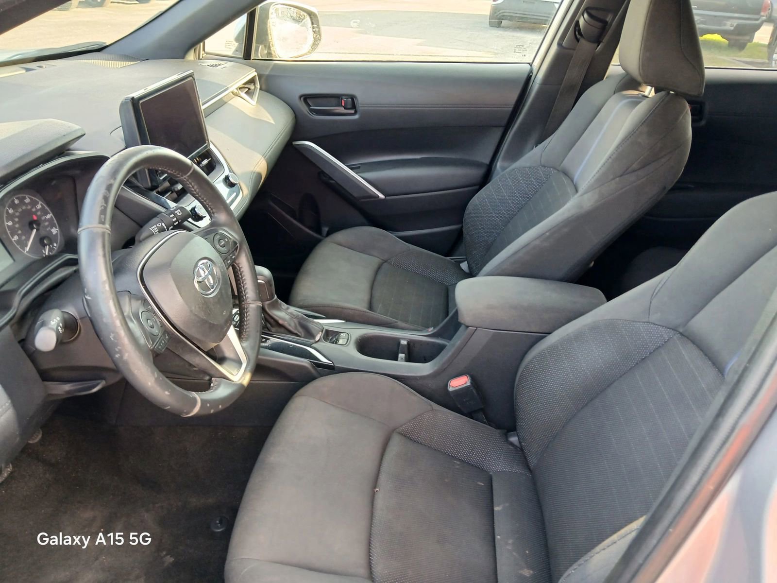 Used 2024 Toyota Corolla Cross AWD Hybrid image 9