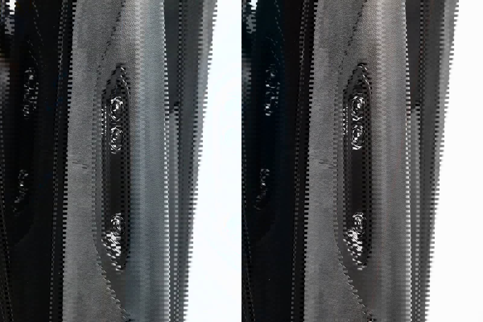 Used 2023 McLaren 720S Spider image 23