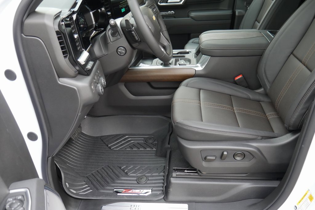 New 2026 Chevrolet Silverado 1500 High Country w/ Technology Package image 8