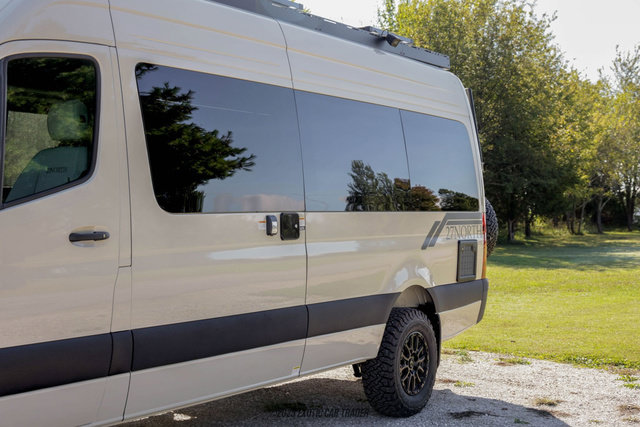 Used 2025 Mercedes-Benz Sprinter 2500 image 88