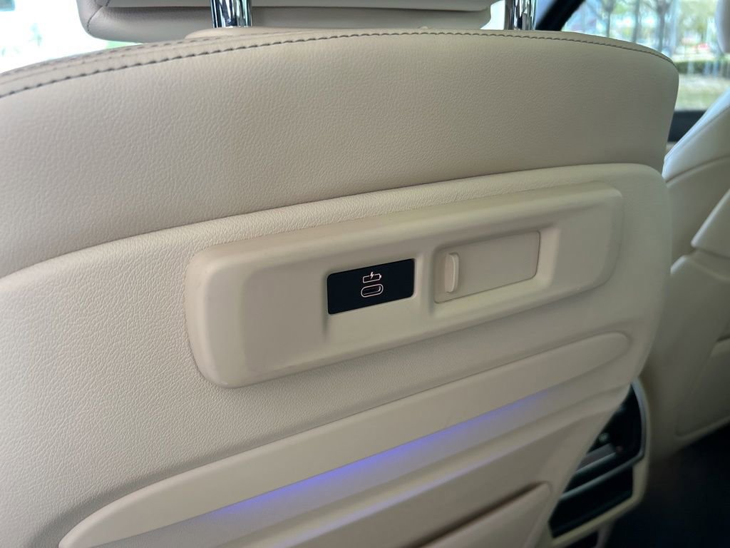 Used 2022 BMW X5 xDrive40i w/ M Sport Package image 45