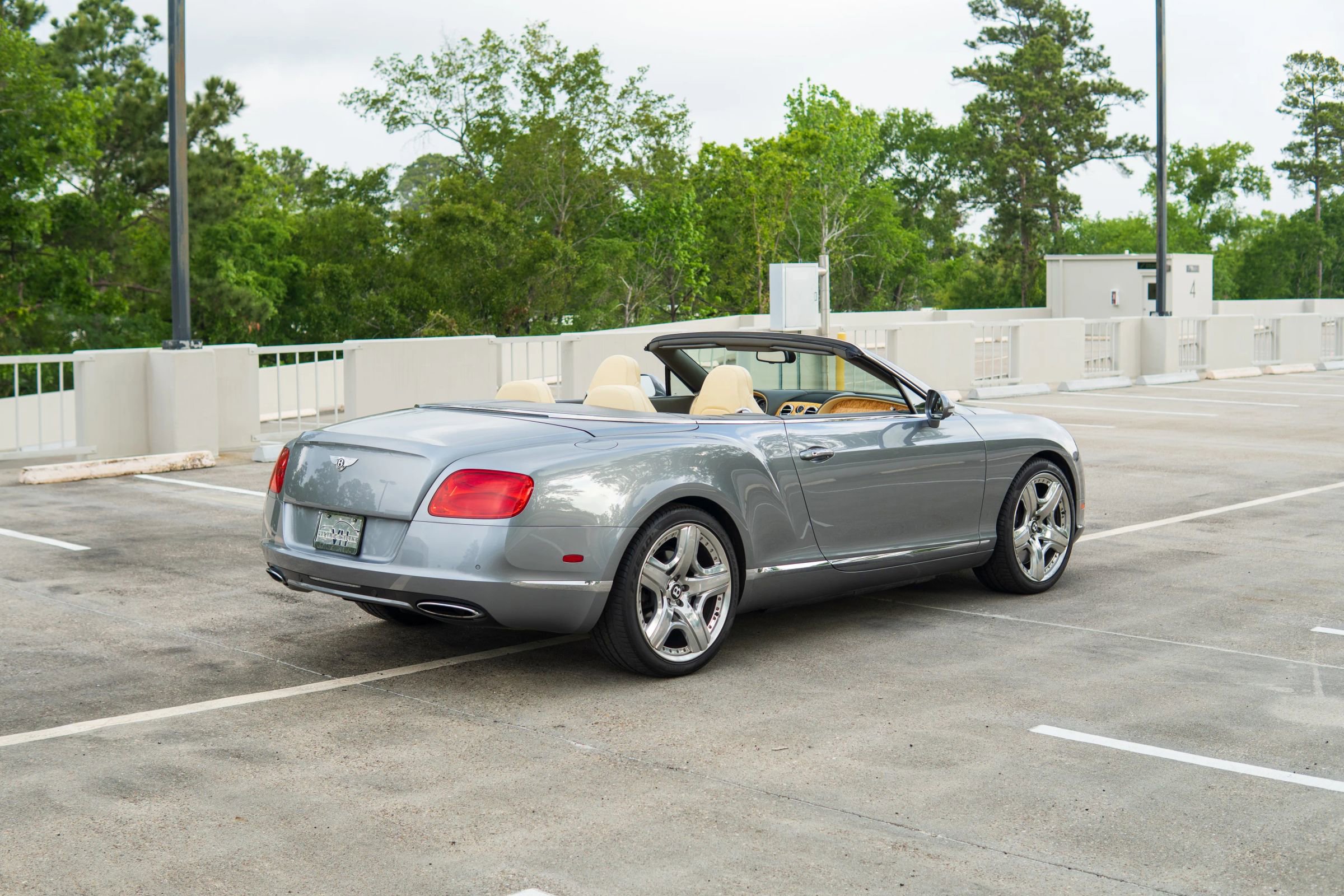 Used 2013 Bentley Continental GT image 26