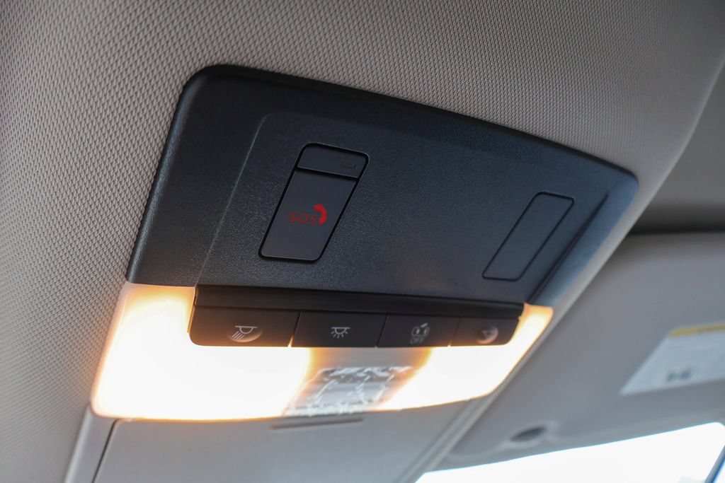 Certified 2026 Nissan Rogue SV FWD image 16
