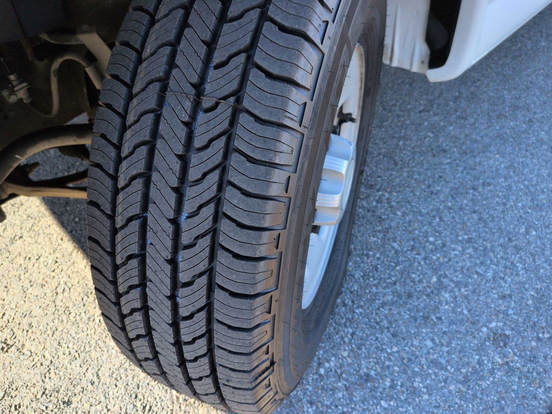 Used 2017 Chevrolet Express 2500 LS image 12