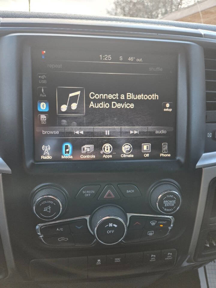 Used 2016 RAM 1500 Big Horn image 33