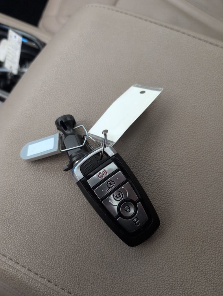 Used 2024 Ford Expedition Limited image 51