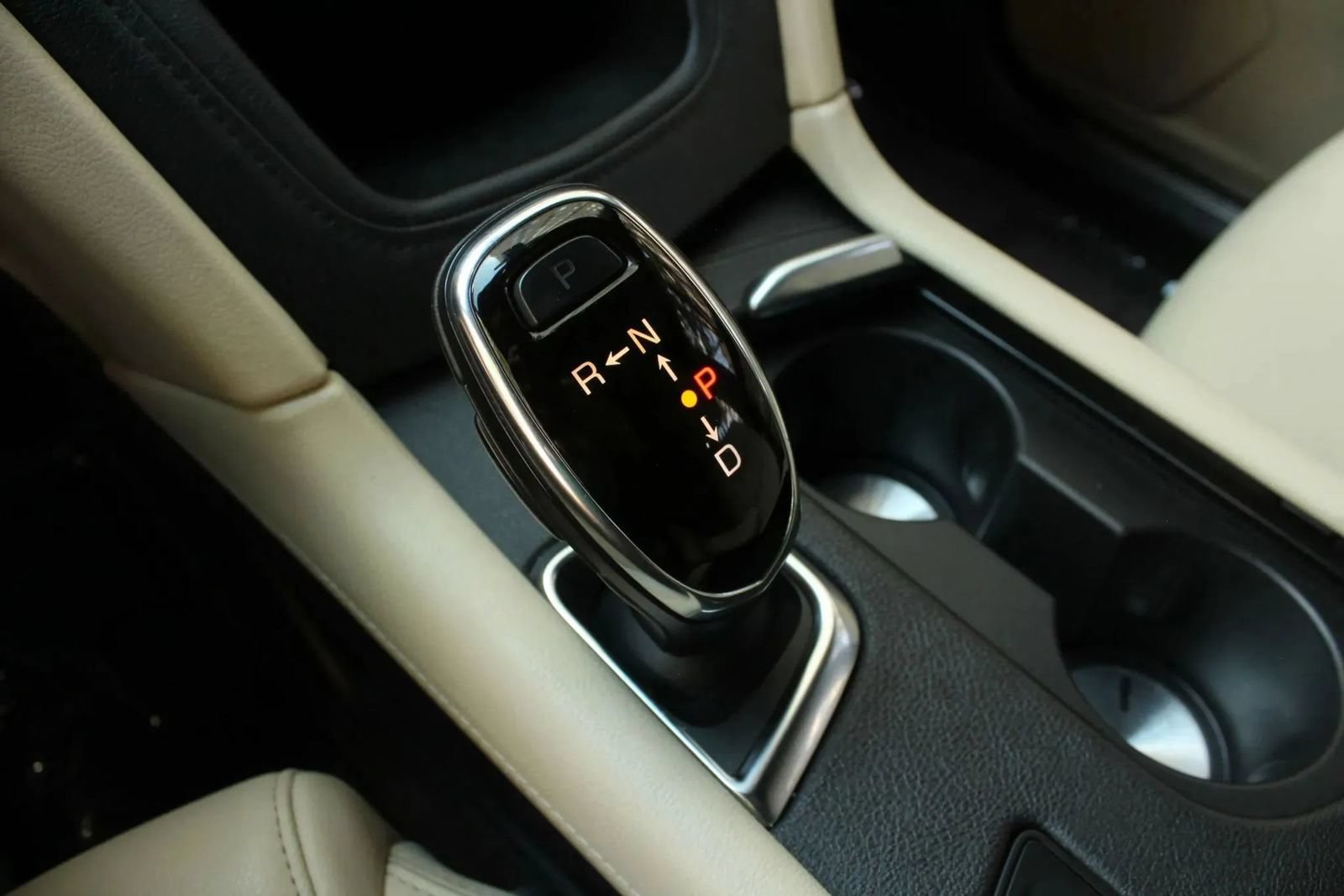 Used 2018 Cadillac XT5 AWD image 38