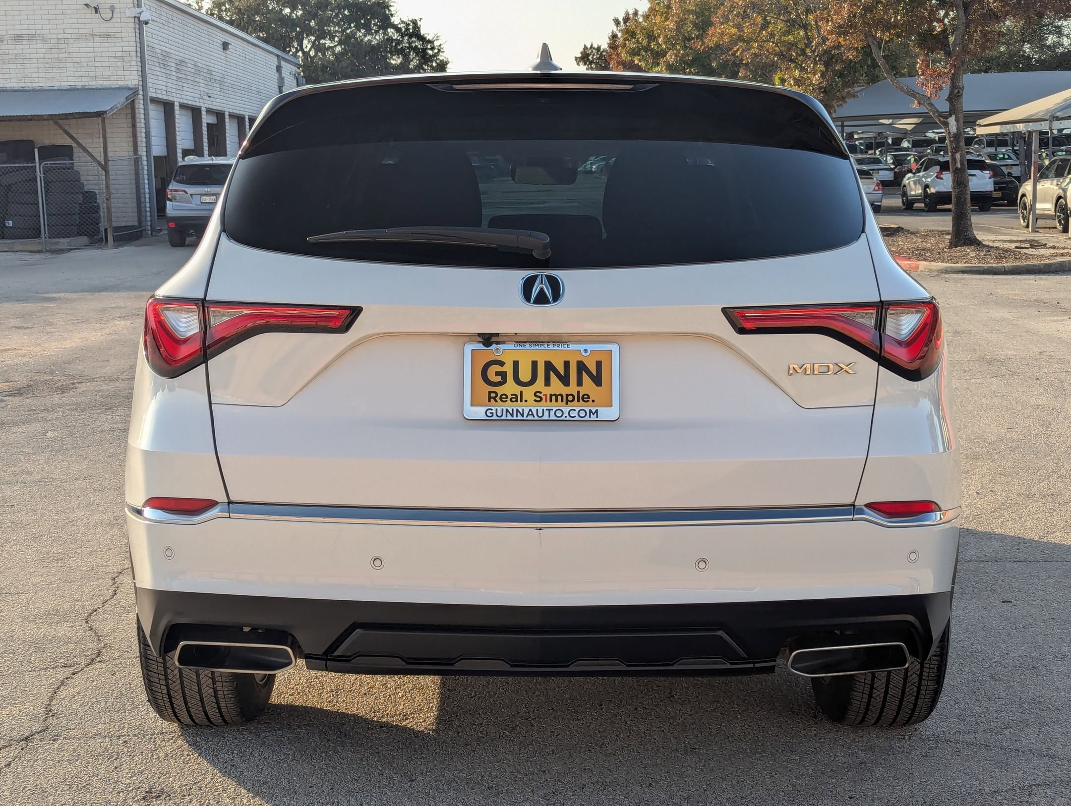 Certified 2023 Acura MDX FWD w/ Technology Package image 5