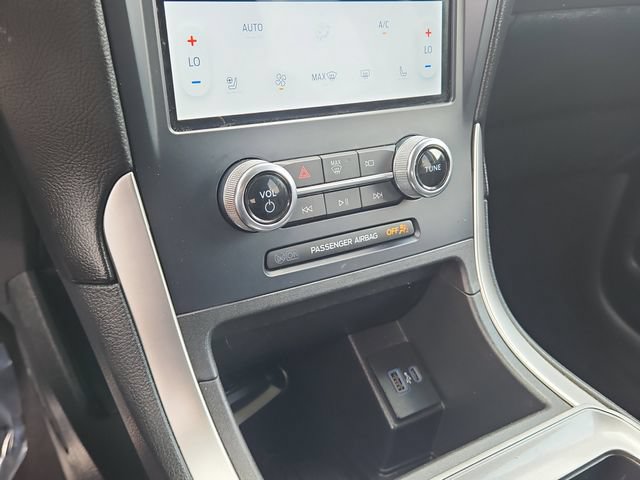 Used 2023 Ford Edge SEL w/ Convenience Package AWD/4WD image 19