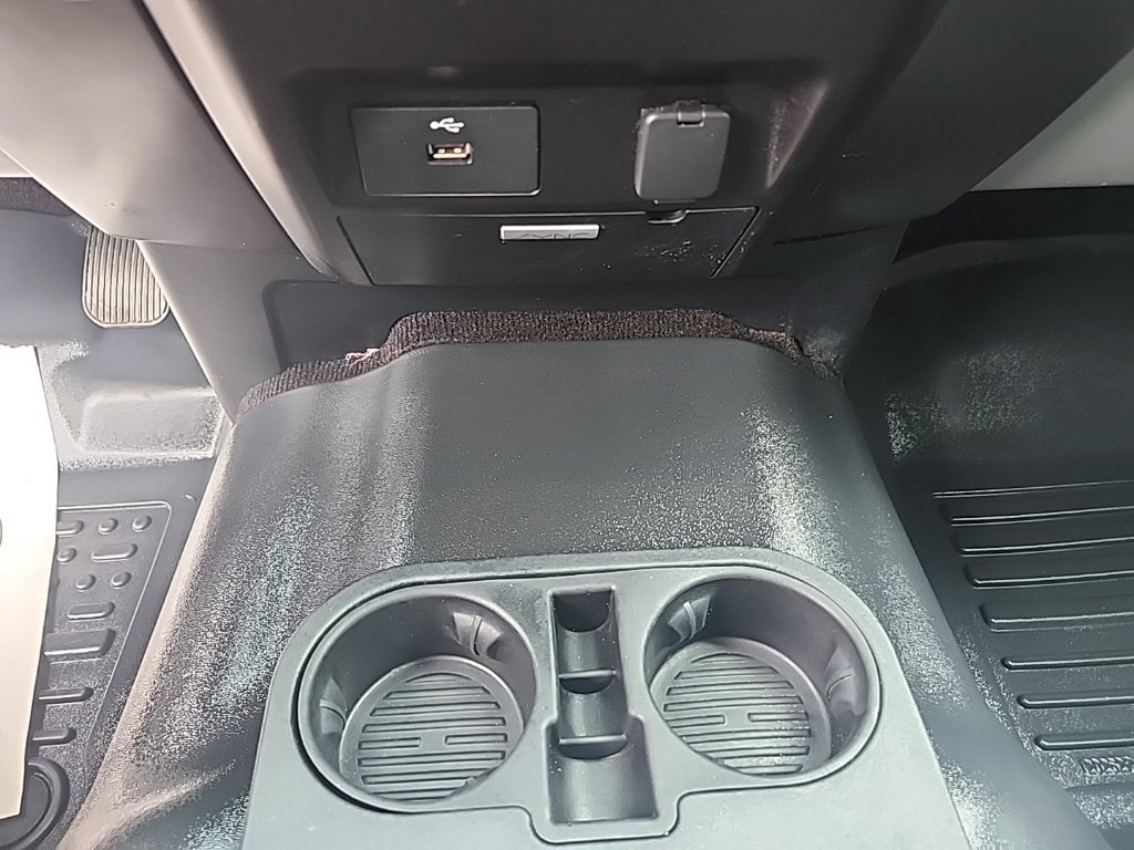 Used 2016 Ford F150 XLT RWD image 7