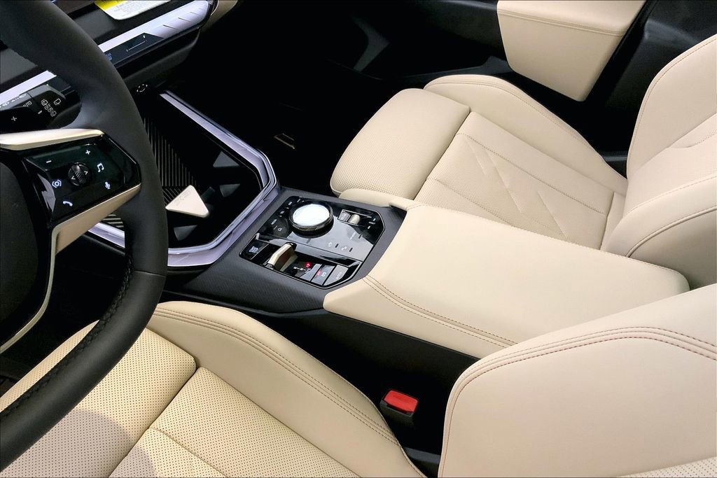 Certified 2025 BMW X3 xDrive30i w/ Convenience Package image 6