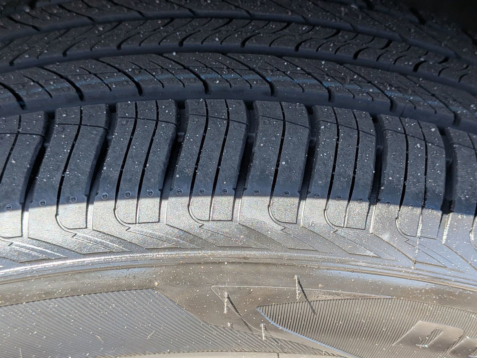 Used 2023 INFINITI QX60 Luxe image 11