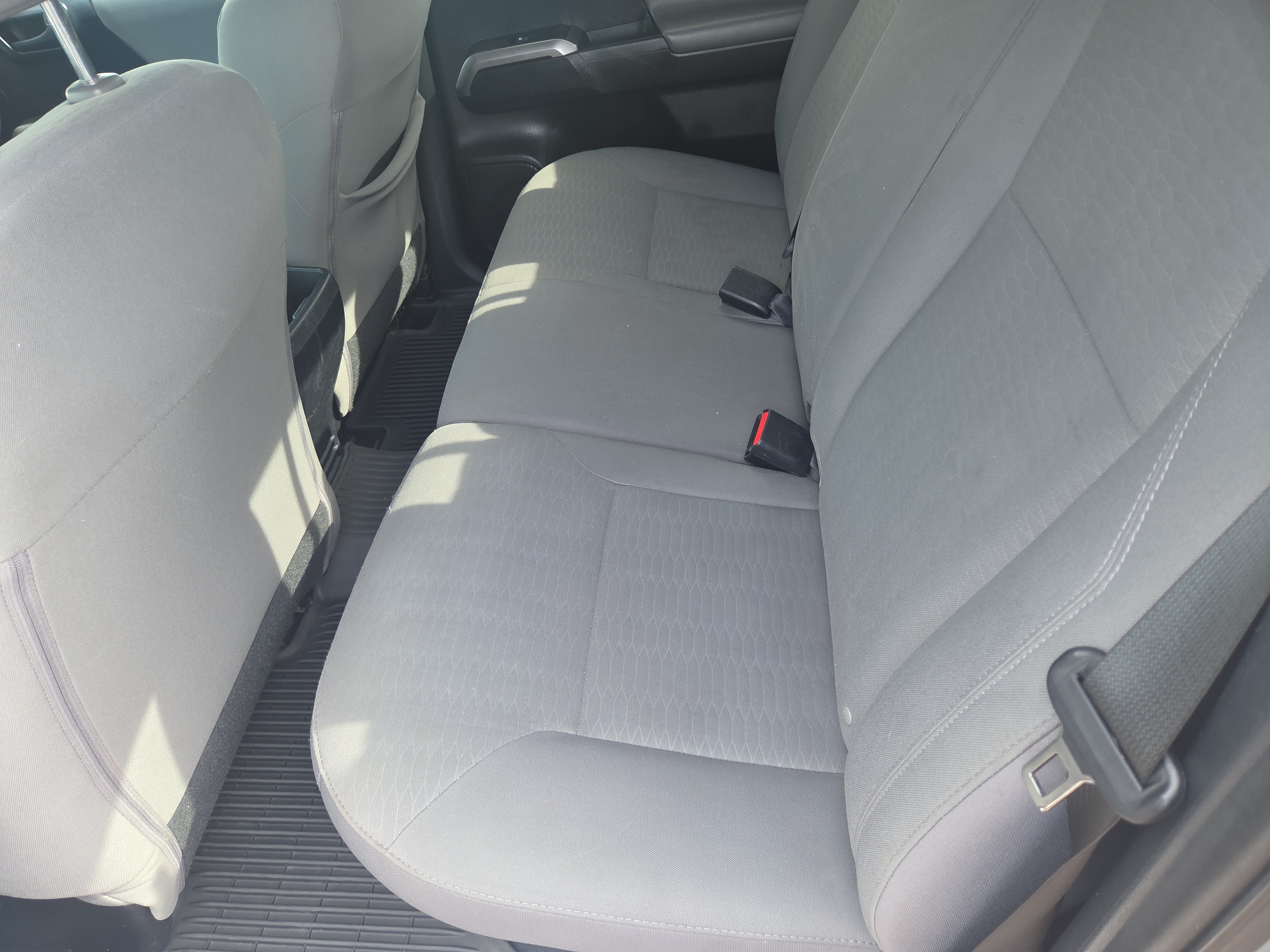 Used 2019 Toyota Tacoma SR5 AWD/4WD image 19