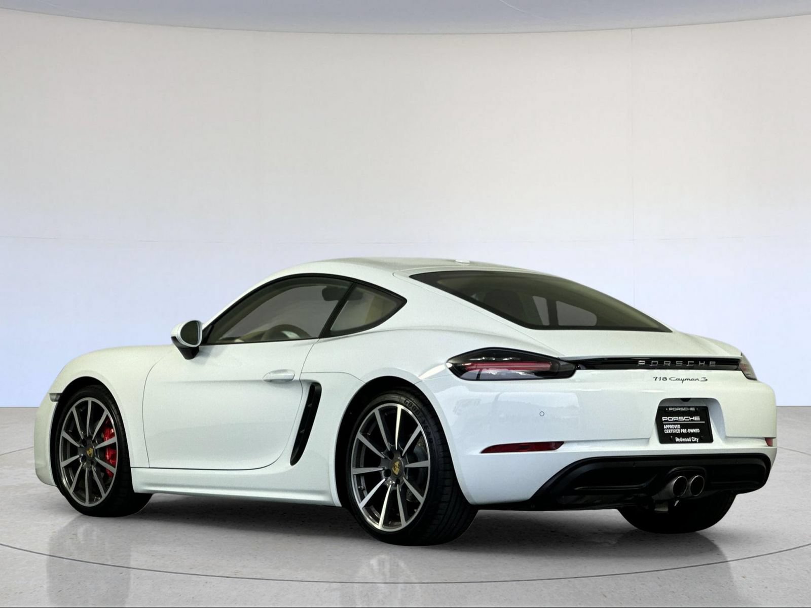 Certified 2017 Porsche 718 Cayman S RWD image 3