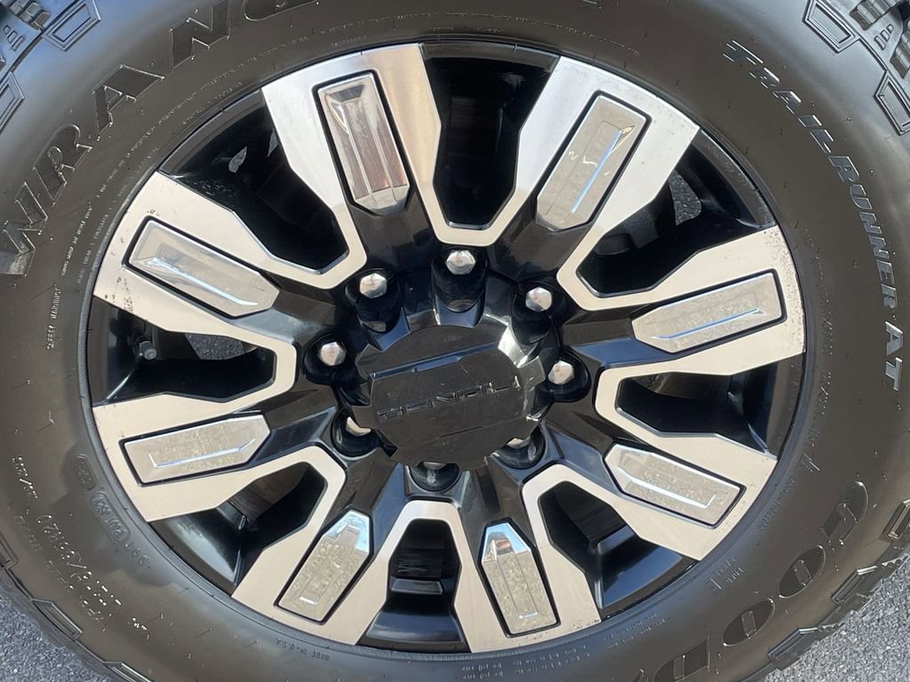 Used 2025 GMC Sierra 2500 Denali w/ Denali Reserve Package image 33