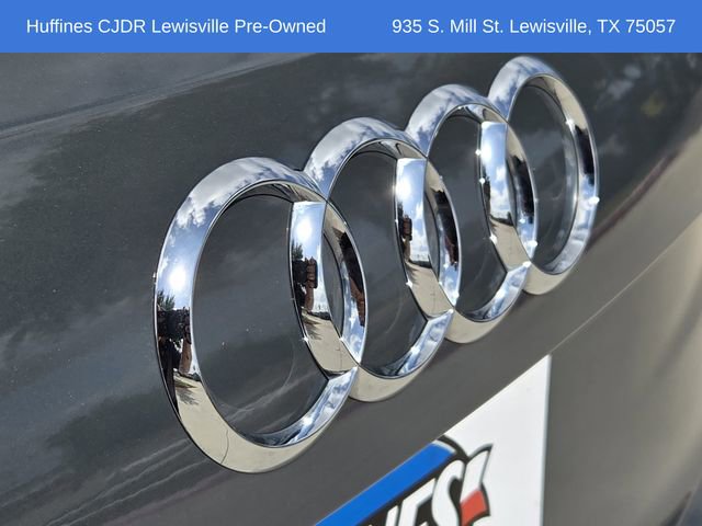 Used 2020 Audi Q3 2.0T Premium w/ Convenience Package AWD/4WD image 10