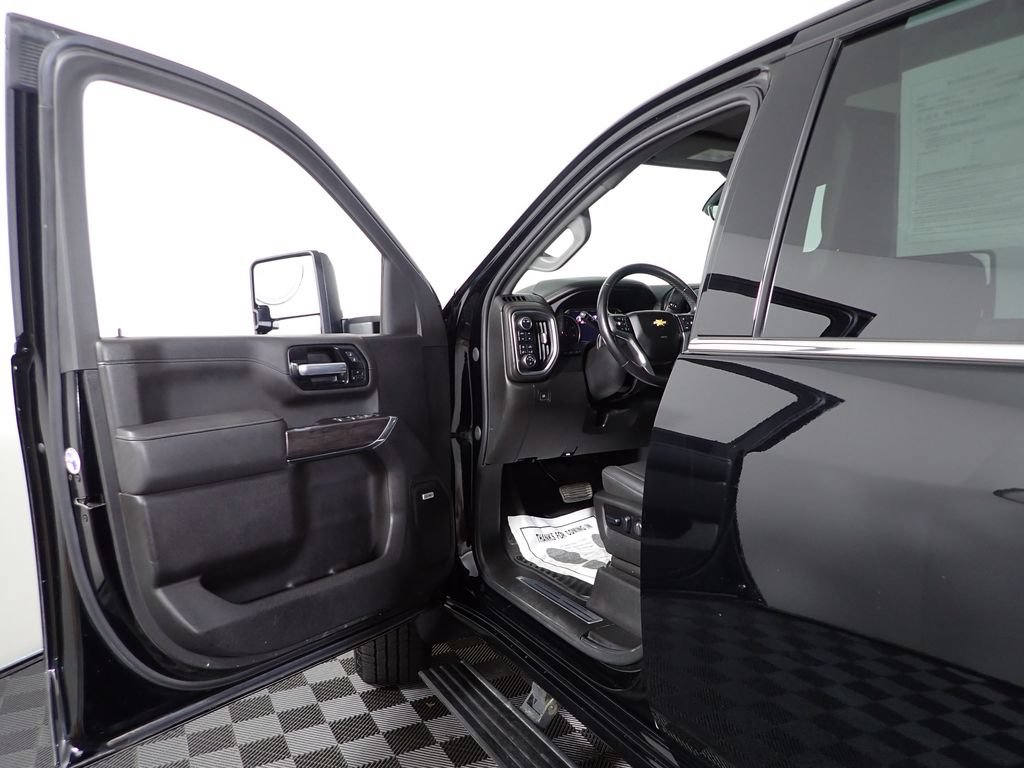 Used 2022 Chevrolet Silverado 3500 LTZ w/ Z71 Chrome Sport Edition AWD/4WD image 20