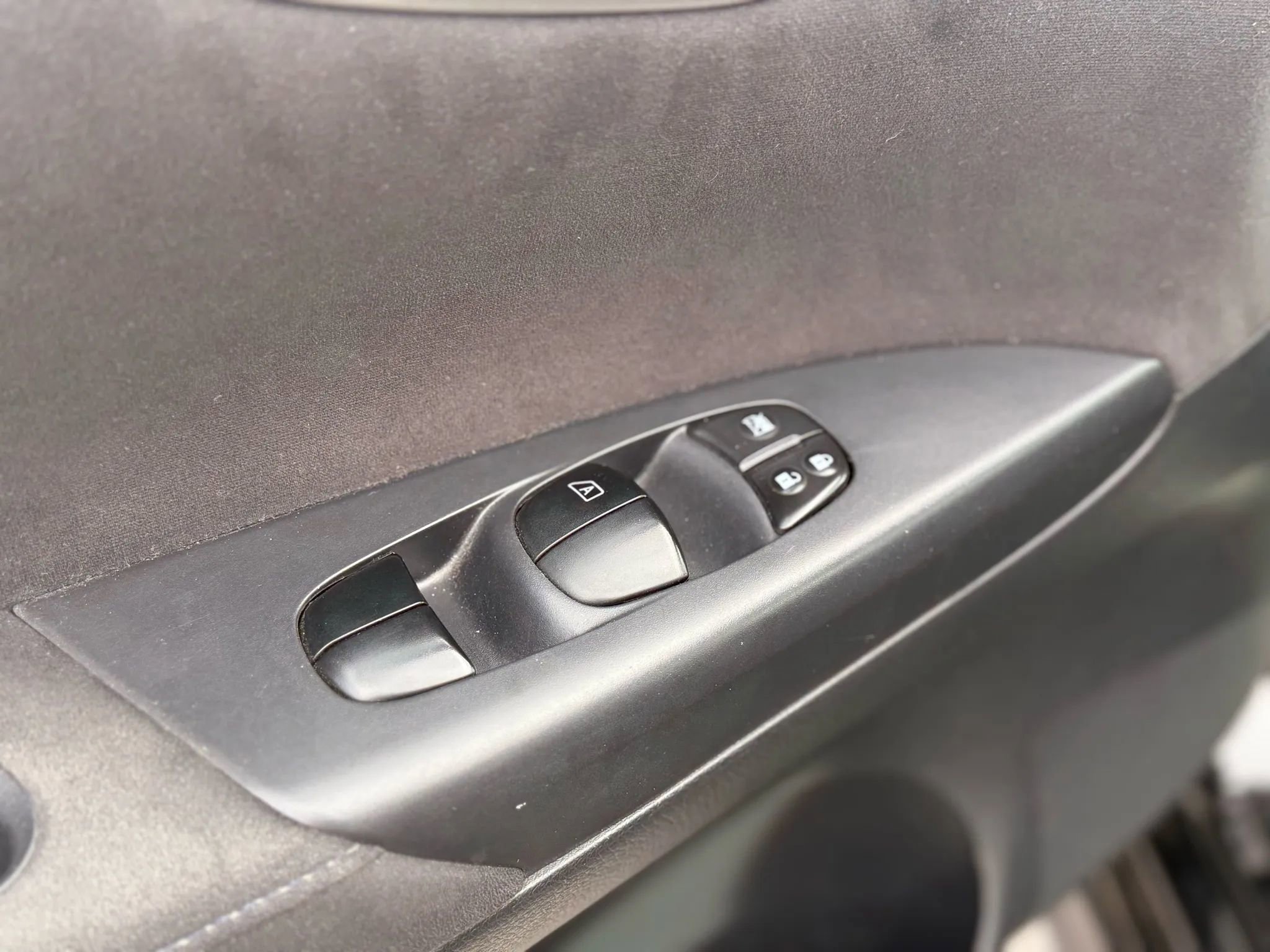 Used 2014 Nissan Sentra SR image 20