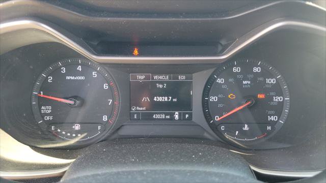 Used 2021 Chevrolet TrailBlazer LS w/ LPO, Blackout Package FWD image 23