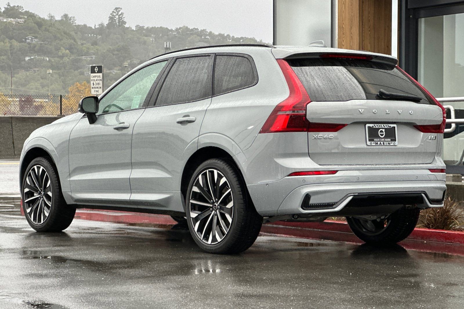New 2026 Volvo XC60 B5 Ultra w/ Protection Package Premier image 6