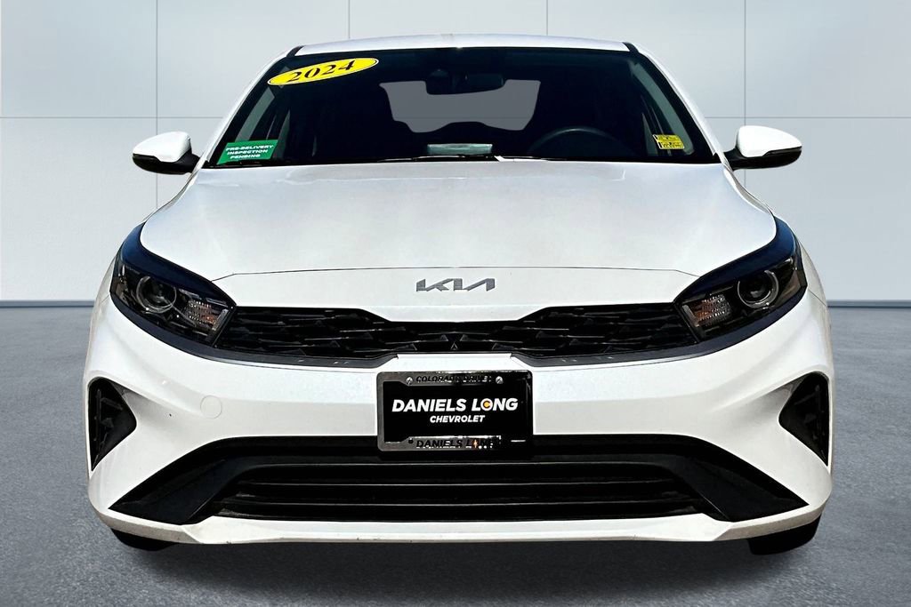 Used 2024 Kia Forte LXS w/ LXS Technology Package image 3