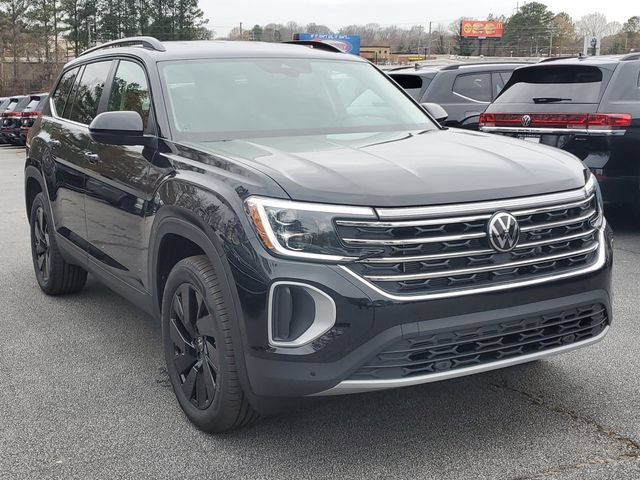 New 2026 Volkswagen Atlas SE FWD image 3