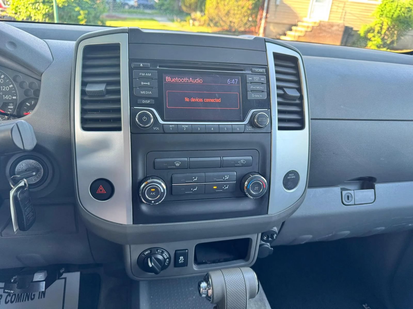 Used 2017 Nissan Frontier SV AWD/4WD image 11